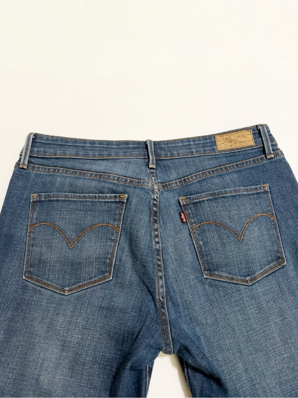 Levi’s Demi Curve Classic Boot Cut Jeans 12/31 - Picture 5 of 8